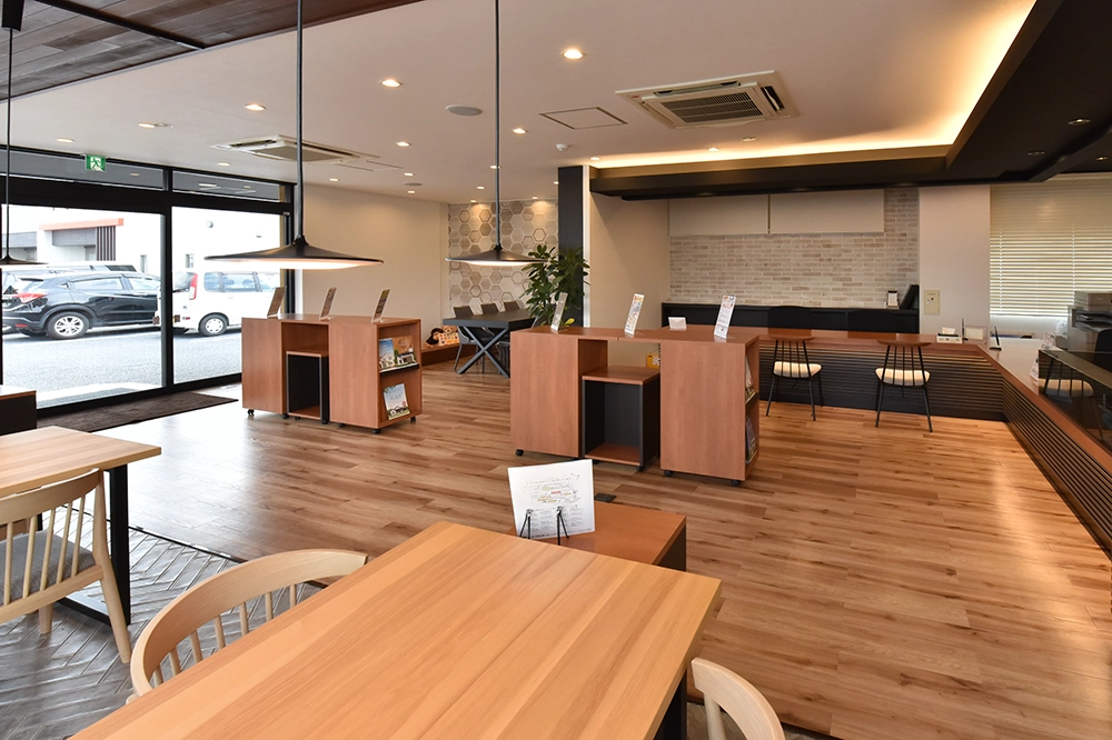 施設画像：土地と住まいの情報館