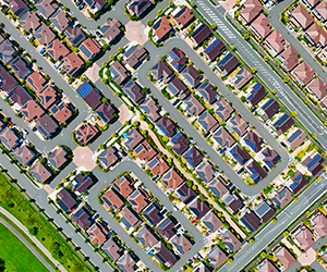 店舗でしか見れない未公開物件情報をいち早く確認できる