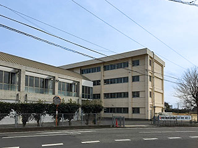 取手第二中学校