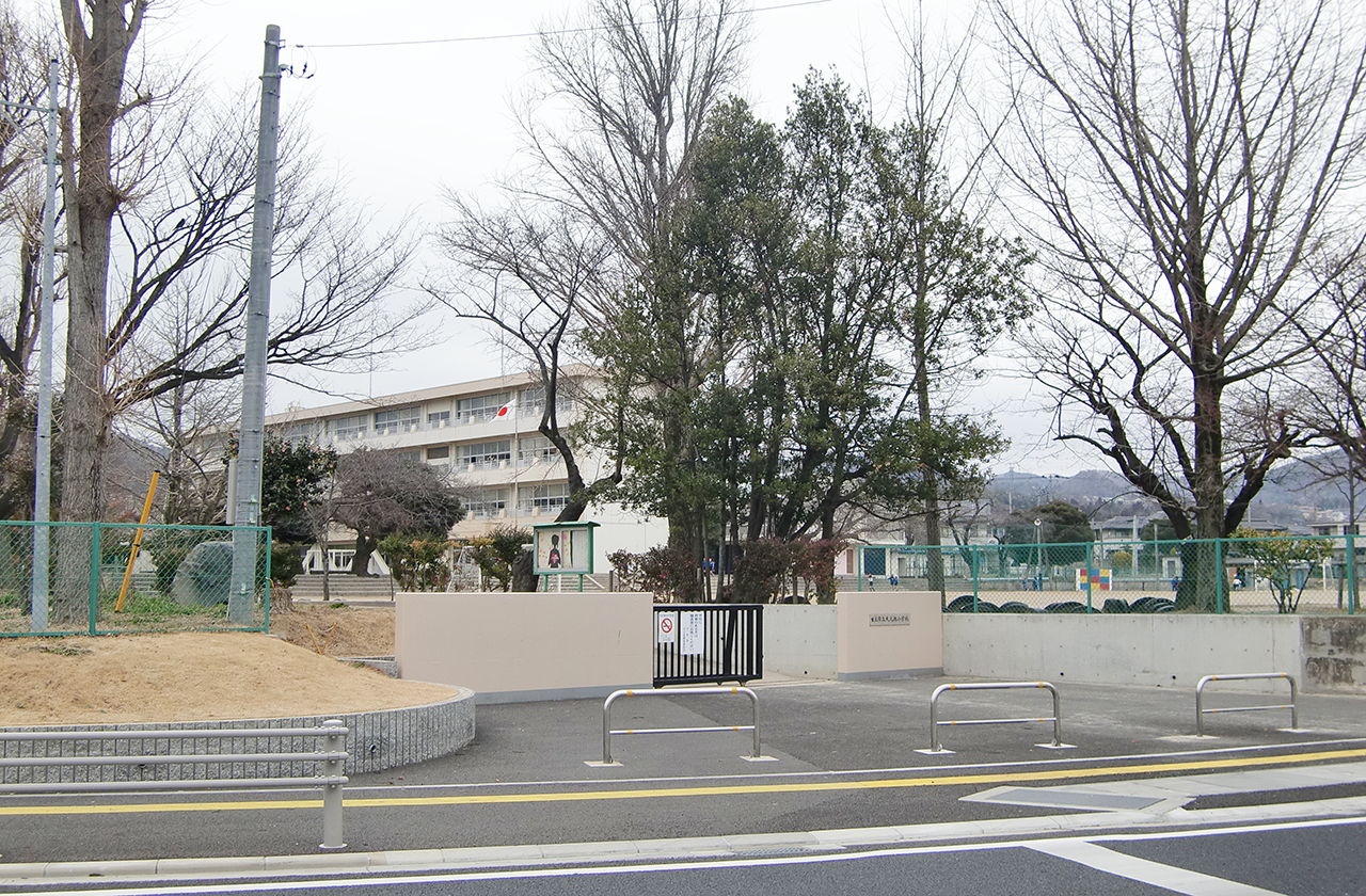 大久保小学校