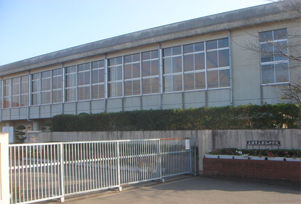 都和中学校