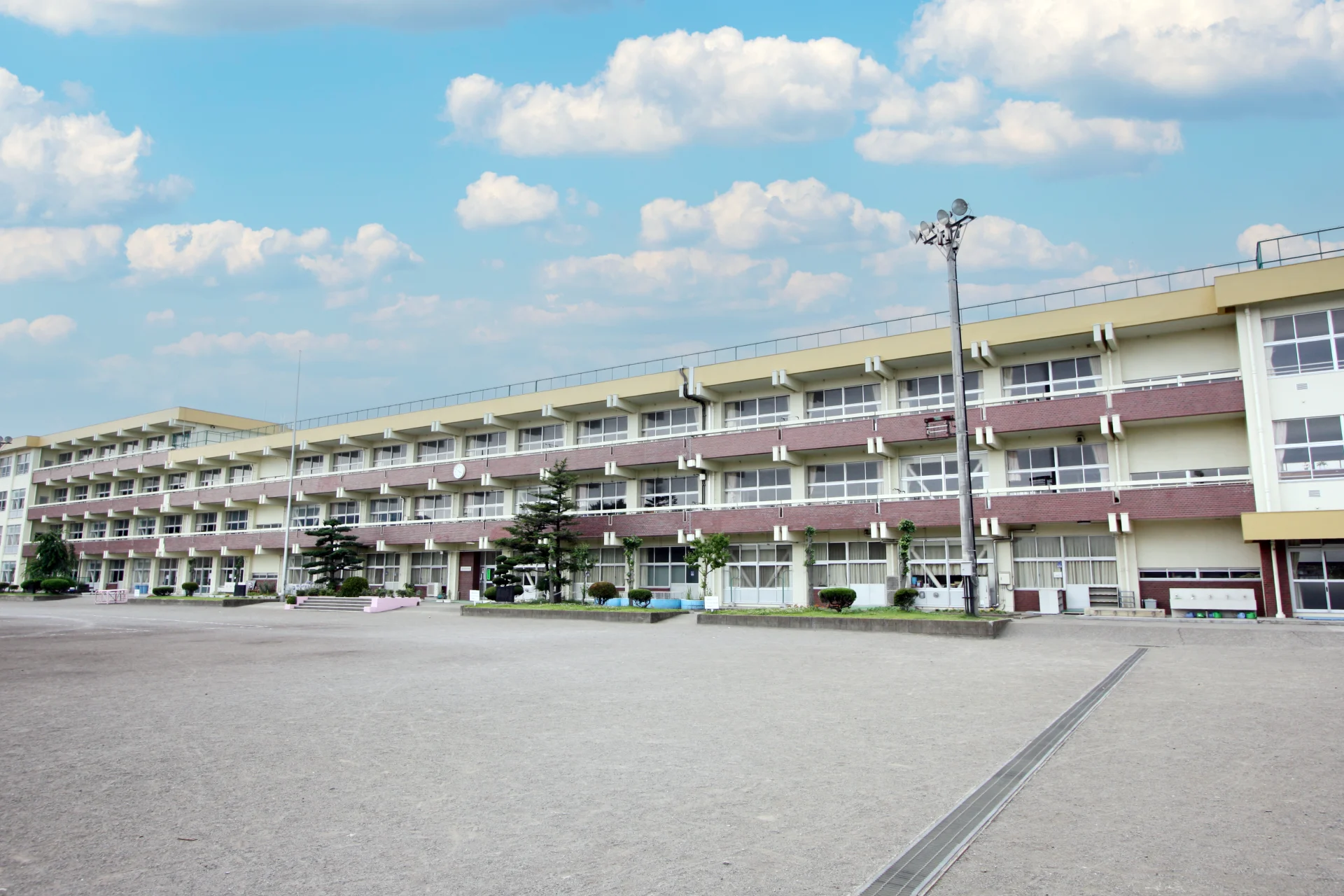 第五小学校