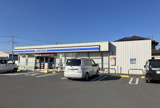 ローソン小山間々田店