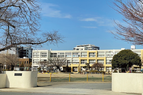 東石川小学校